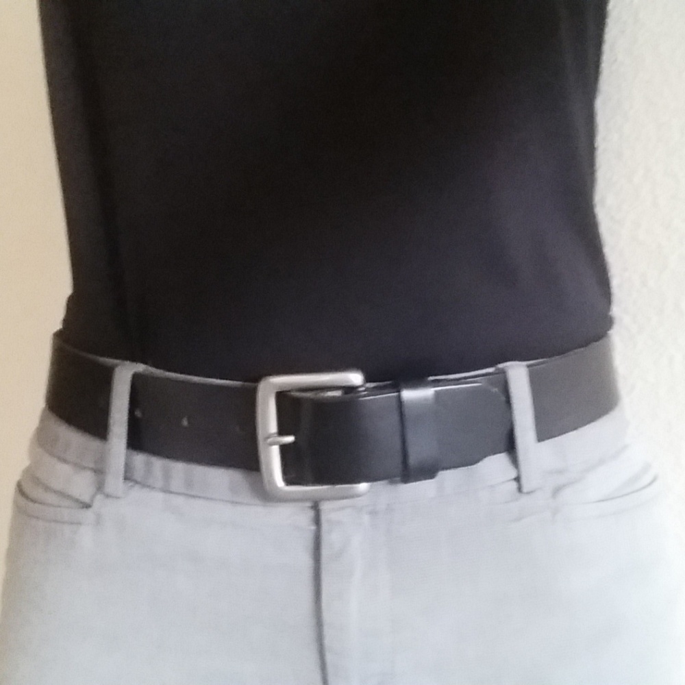 GAP Women's Black Leather Belt